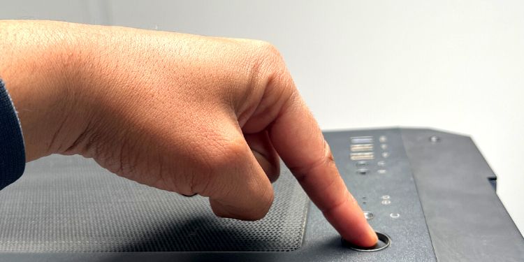 press power button fot 10 seconds