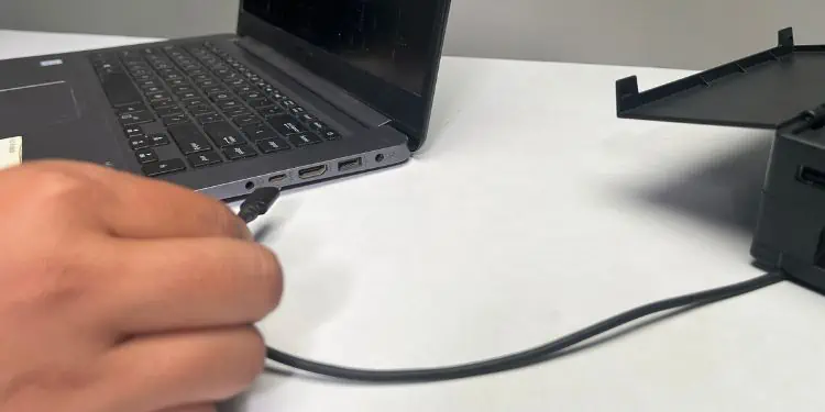 remove-usb-c-cable