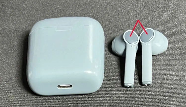 reset-button-bluetooth-earphone