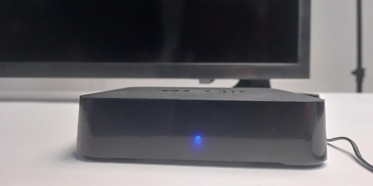 LG TV Blinking Red Light? Here’s How to Fix It 2 source-device-on-lg-tv