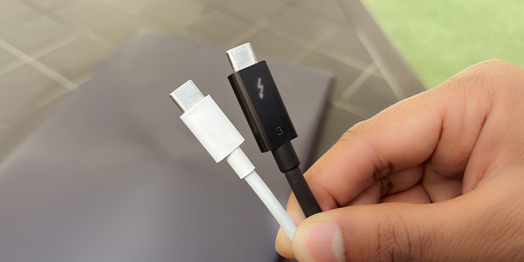 thunderbolt vs usb c