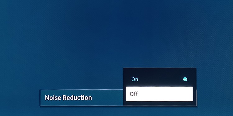 Best TV Settings for Gaming 14 turn off noise reduction