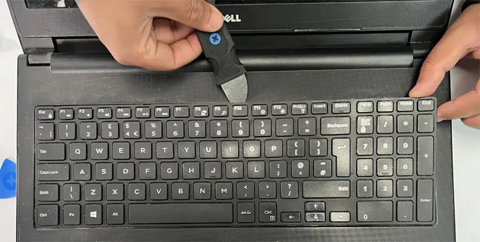 Why is My Dell Laptop Stuck on Dell Screen? How to Fix It 4 unlock-keyboard-panel