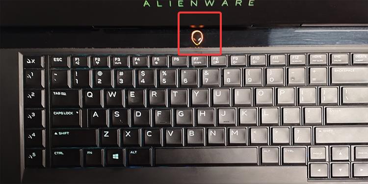 alienware laptop power button flash