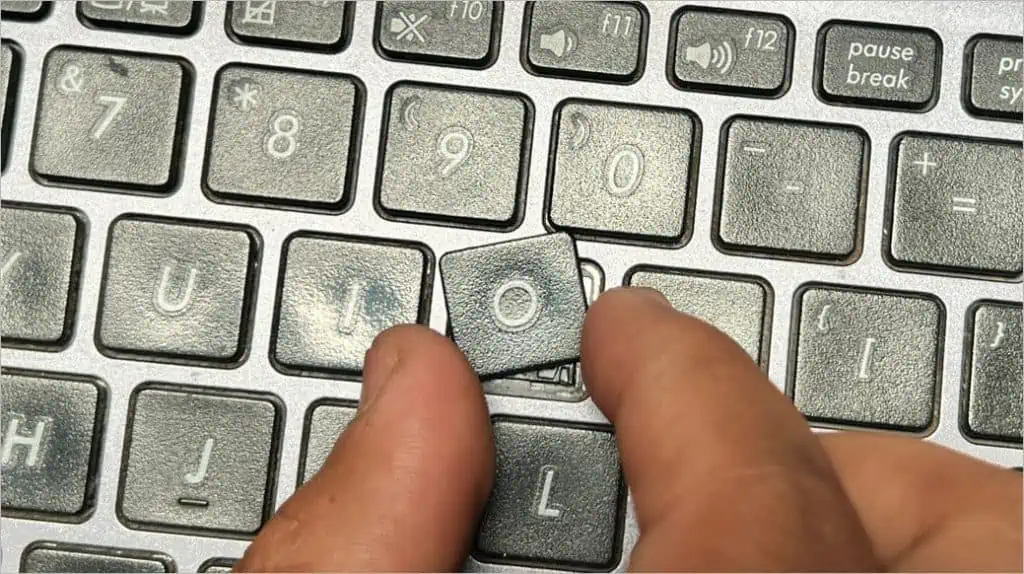 align-the-keycaps-1024x574