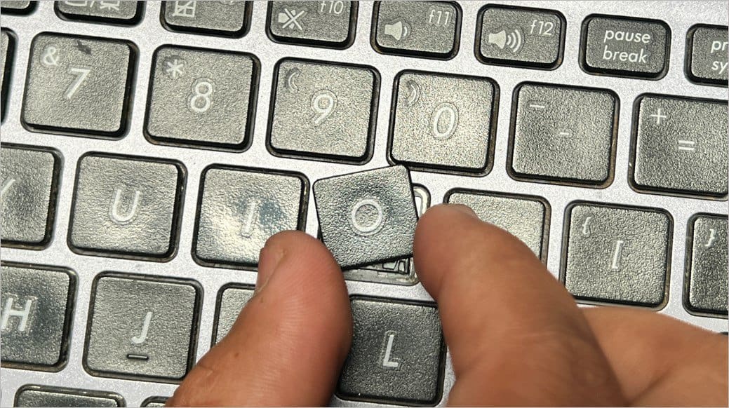 align the keycaps