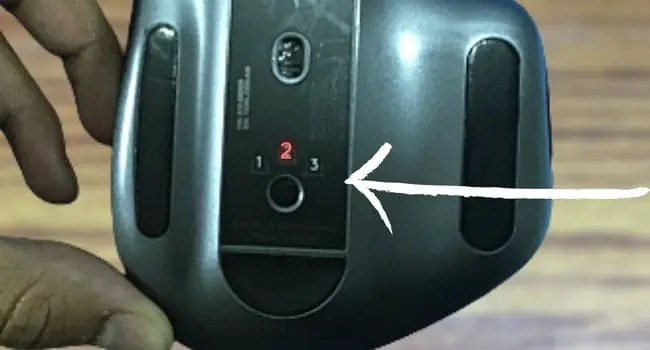 bluetooth-mouse-pairing-mode