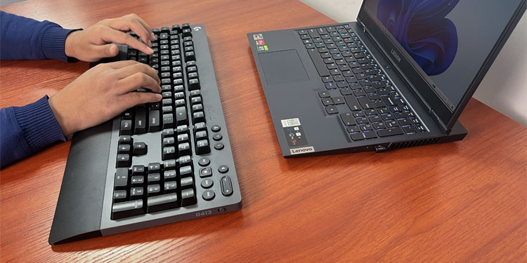 connect a wireless keyboard