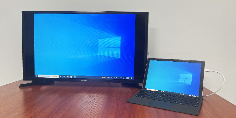 connect-surface-to-TV