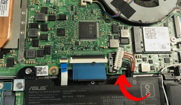 disconnect internal battery connector