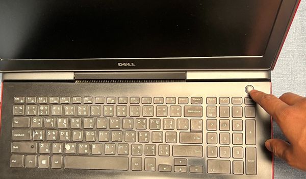 Amber Or Orange Light Blinking On Dell Laptop? 16 Ways To Fix It Amber Or Orange Light Blinking On Dell Laptop? 16 Ways To Fix It