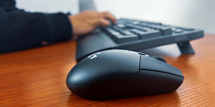 how to right click without a mouse
