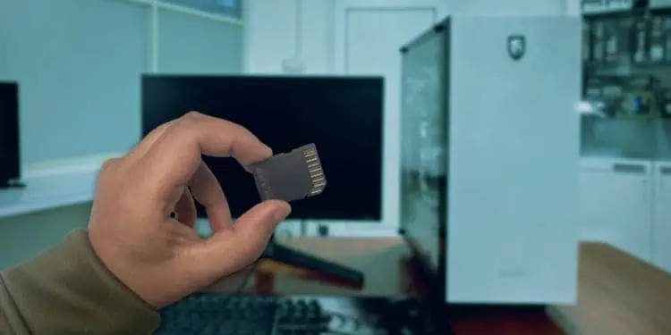 How to Insert a SD Card on PC (Step-by-step Guide) - Tech News Today