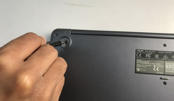 laptop casing unscrew
