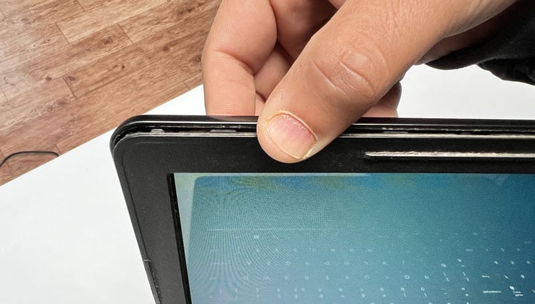 lock-screen-press-bezel