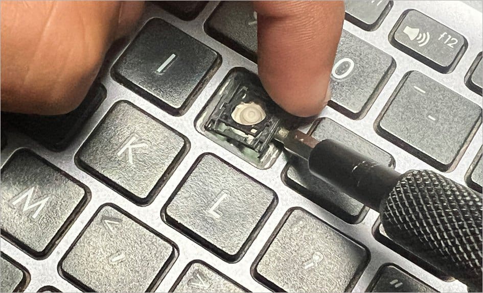 remove key latch
