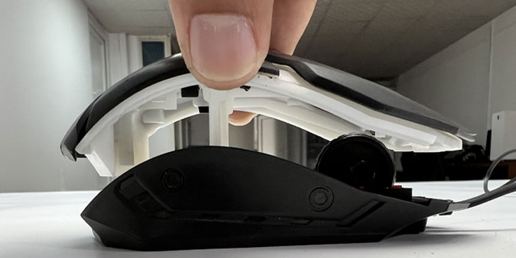 remove mouse to casing scroll wheel not working