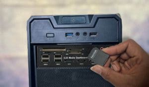 How To Insert A SD Card On PC (Step-by-step Guide)