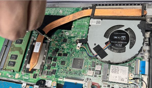 unscrew heatsink laptop