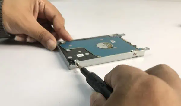 How to Replace Laptop Hard Drive (Step-by-Step Guide) 15 untighten-the-hdd-bracket