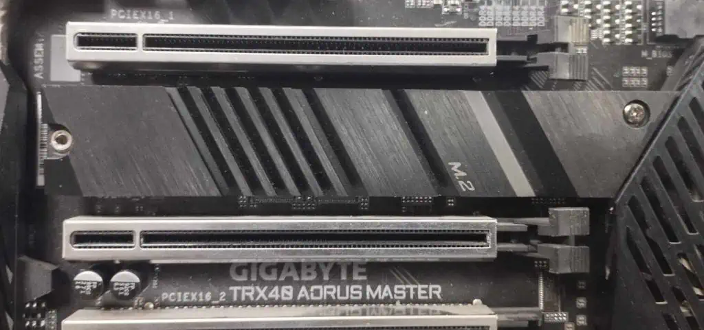 M.2-slot--scaled-1024x481