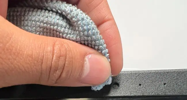 How to Clean a Laptop: Comprehensive Guide 94 clean-laptop-camera