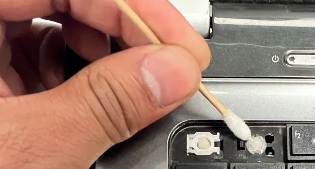 How to Clean a Laptop: Comprehensive Guide 85 clean-rubber-cups