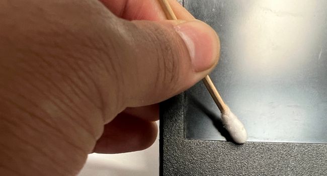 clean the inner section of the bezel