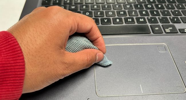 clean touchpad microfiber cloth