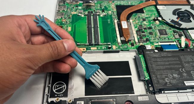 hdd slot brush clean
