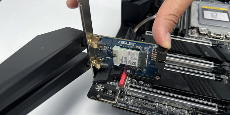 USB Vs PCIe Wi-Fi—Which One is Better? 3 install-pcie-wifi-card-adapter