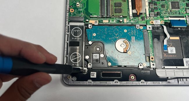 laptop hdd screw