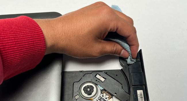 microfiber clean dvd drive surface