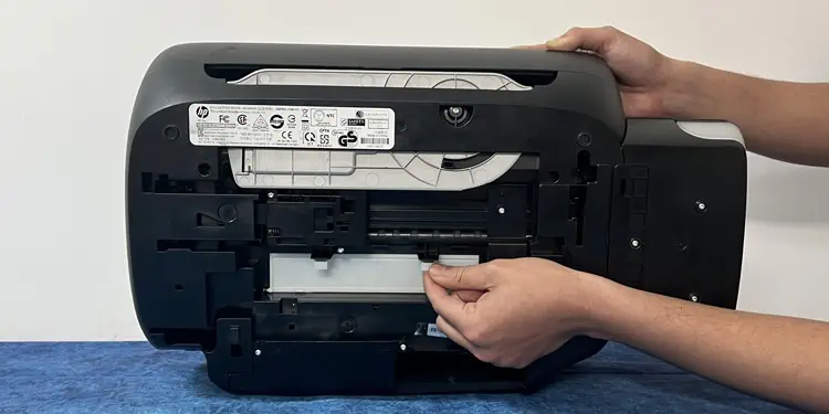 How to Fix E4 Error on HP Printer 20 open-tabs-of-cleanout-door