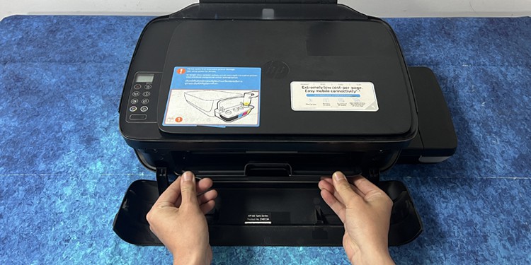 open-the-cartridge-access-door