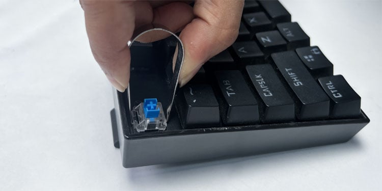 remove-hot-swappable-switch