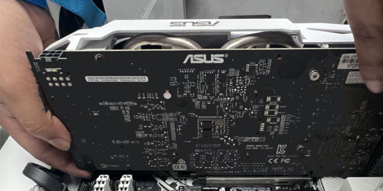 New PC Build No Display: 7 Proven Fixes 19 reseat graphics card