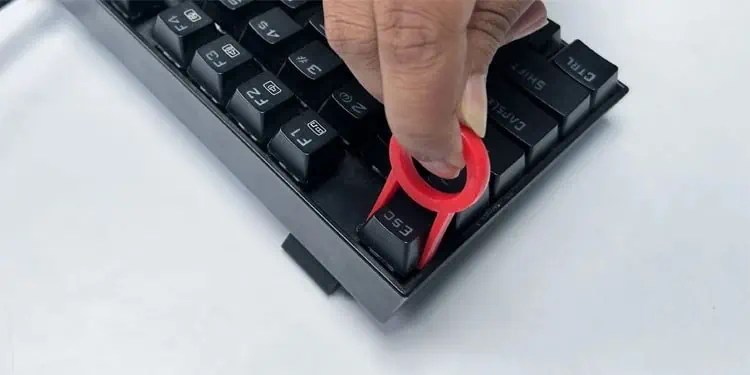 use-keycap-puller-1-1