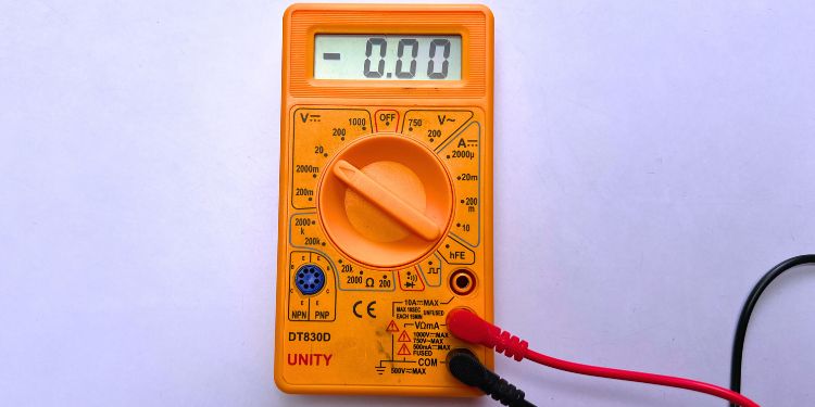 set dial to dc 20v