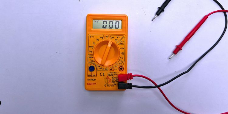 setting dial to 750 ac voltage