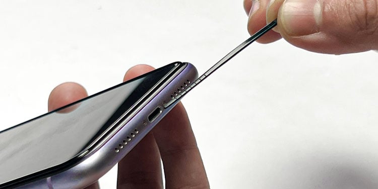 clean loose charging port