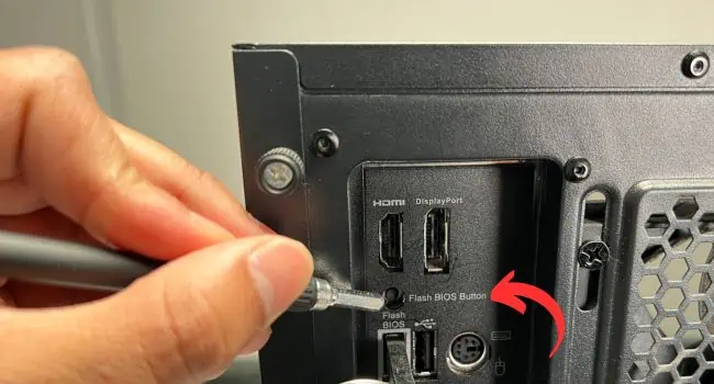 How to Reflash BIOS? (Step-by-Step Guide) 28 flash-bios-button