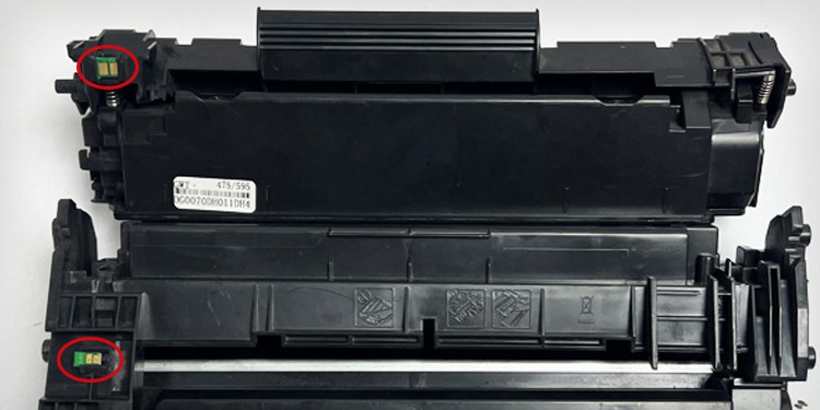 6 Ways to Fix Supply Memory Error on Printer 2 metal-chips-in-toner-cartridge