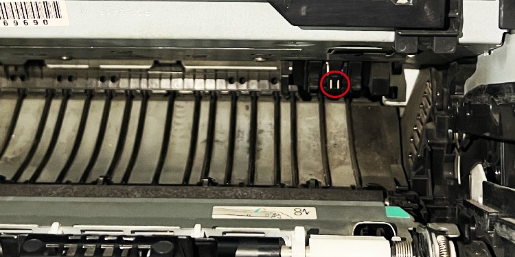 6 Ways to Fix Supply Memory Error on Printer 3 metal-contacts-in-printer