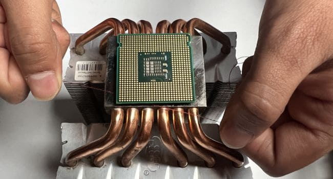 remove stuck cpu using thread string dental floss