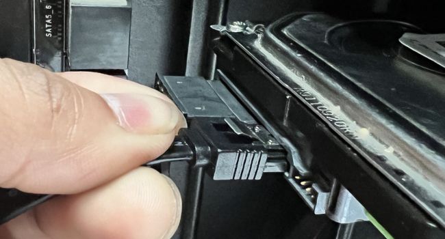 sata data connector