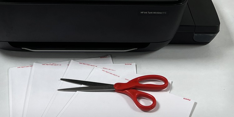 How to Print Stickers at Home (Step-by-Step Guide) 4 scissors-to-cut-sticker