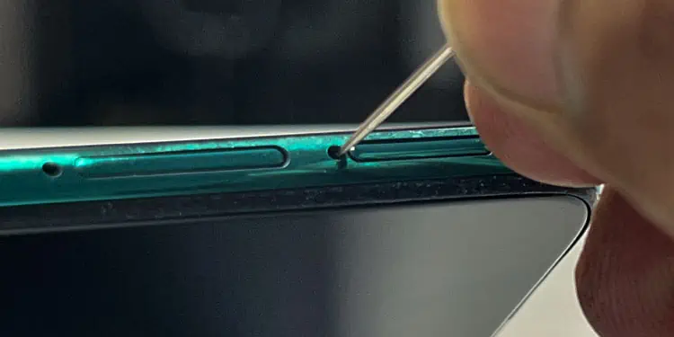 take-sim-card-out-of-sim-slot