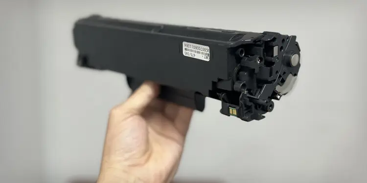 6 Ways to Fix Supply Memory Error on Printer 1 toner-before-inserting-in-printer