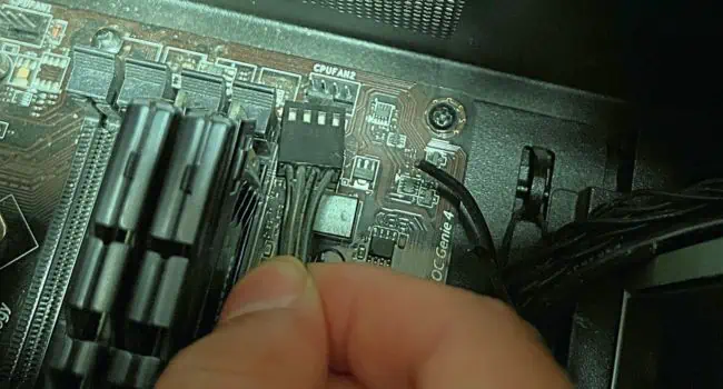 unplug-cpu-fan-cable